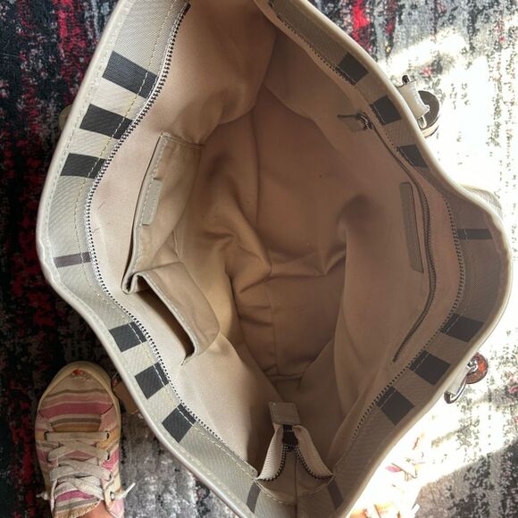 Authentic Burberry Nova Check Studded Tote - Picture 4 of 14